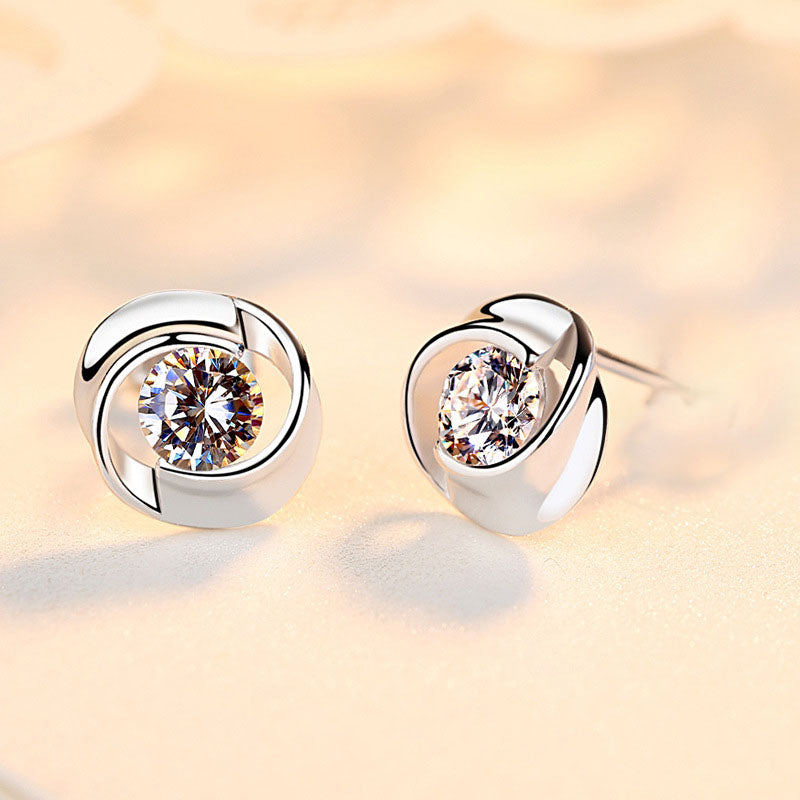 S925 pure silver rose earrings with petal shaped earrings, Korean minimalist women's mini clover rose petal earrings - E-Esther Clothing Store