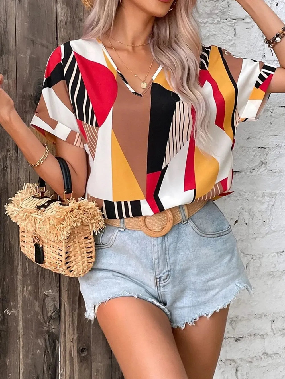 V-neck printed short sleeved shirt with women's geometric pattern contrasting color - E-Esther Clothing Store