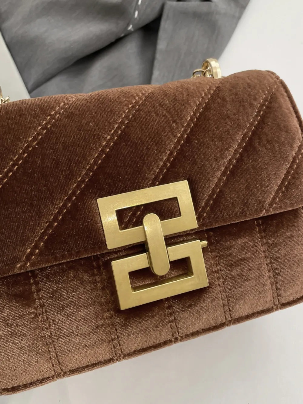 Solid Color Chain Shoulder Bag - E-Esther Clothing Store