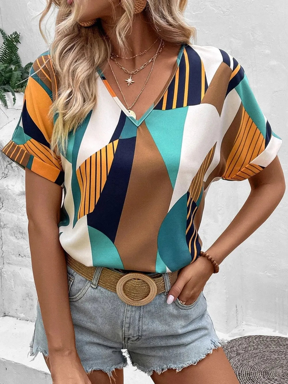 V-neck printed short sleeved shirt with women's geometric pattern contrasting color - E-Esther Clothing Store