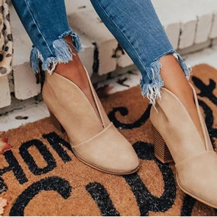 Point Toe Chunky Heeled Ankle Boots - E-Esther Clothing Store
