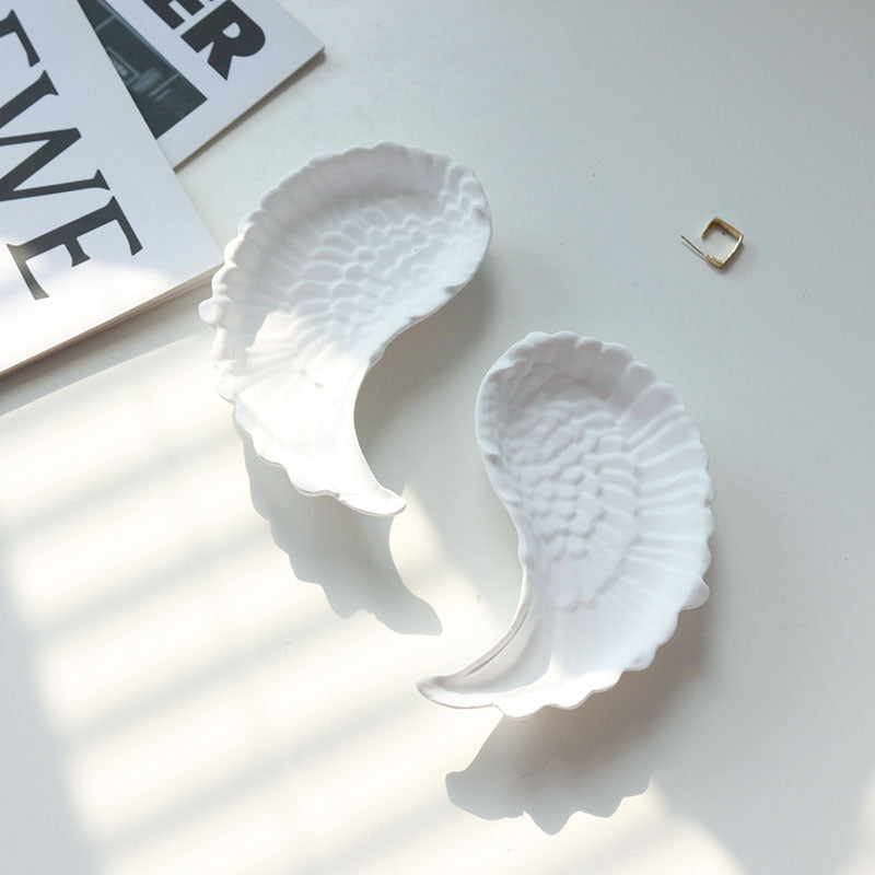 Gypsum feather decoration storage tray decoration necklace accessories cosmetics perfume photography posing props - E-Esther Clothing Store