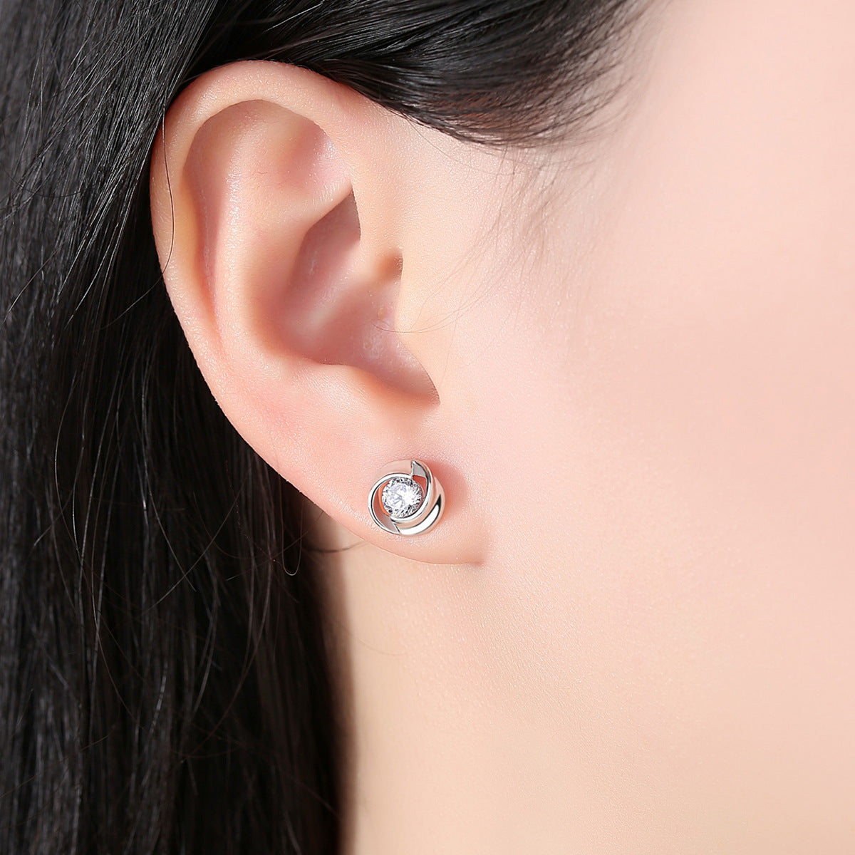 S925 pure silver rose earrings with petal shaped earrings, Korean minimalist women's mini clover rose petal earrings - E-Esther Clothing Store