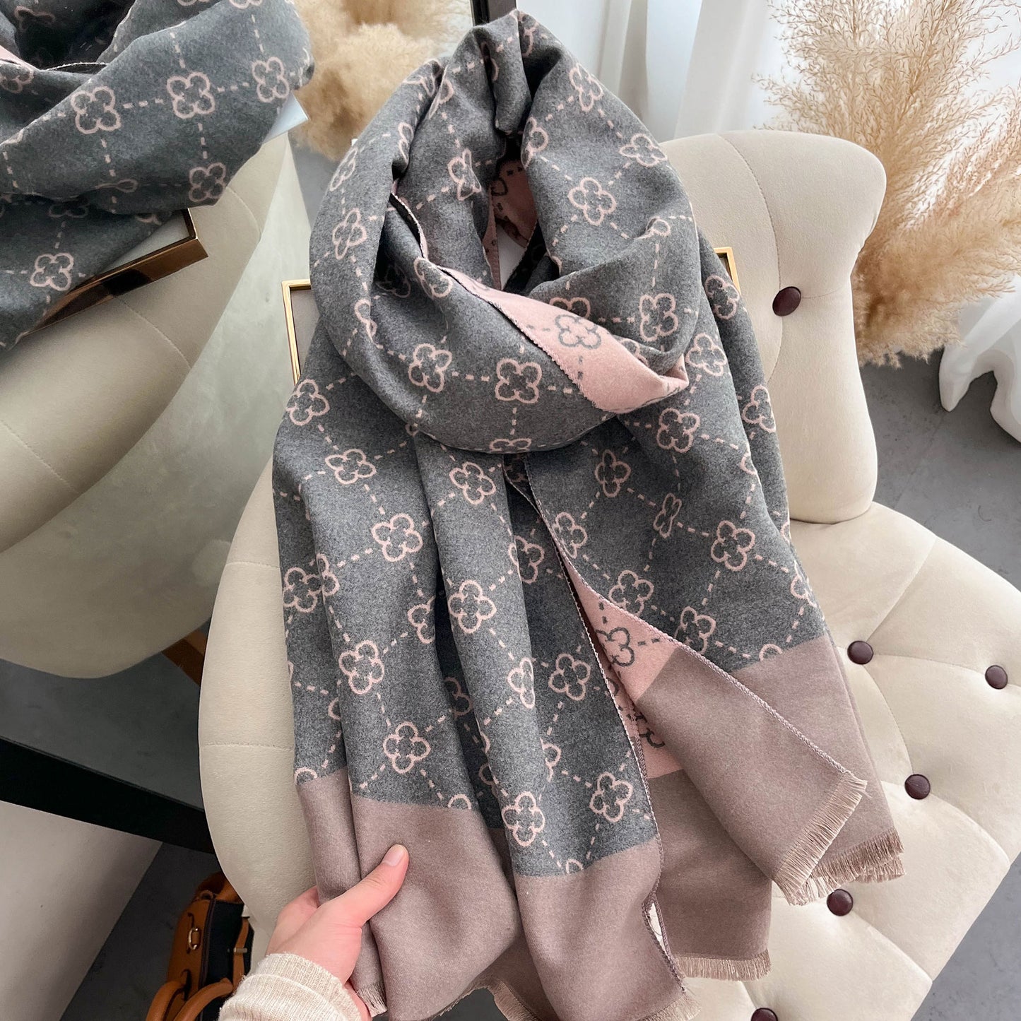 Imitation cashmere scarf women's sunflower pattern warm and thick long shawl scarf - E-Esther Clothing Store
