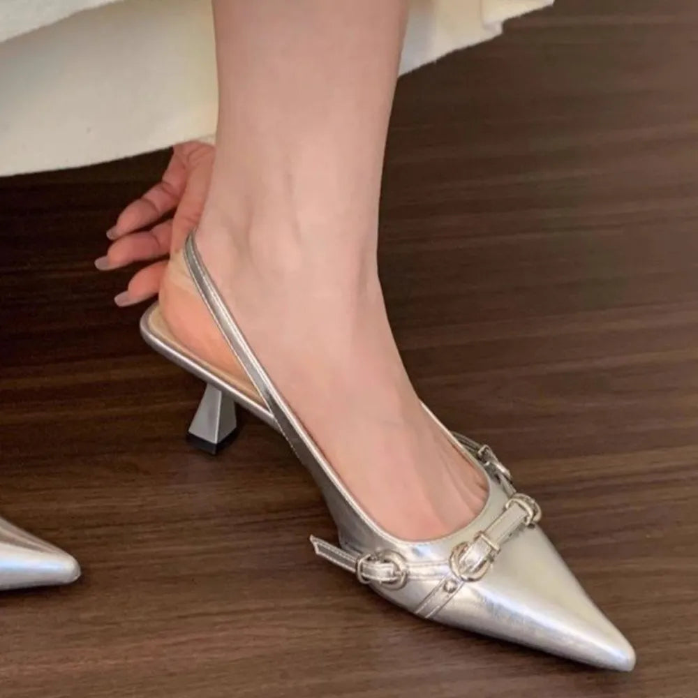 Spring and summer new one-piece buckle with toe cap sandals rear empty single shoes - E-Esther Clothing Store