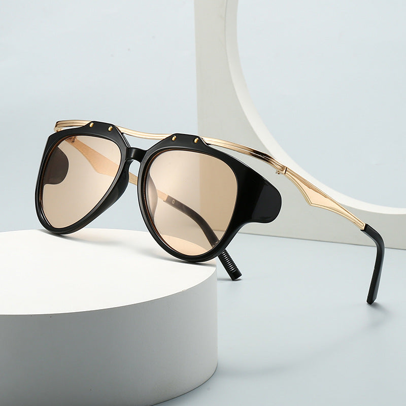 Sunglasses, European and American street photos, Instagram influencers, models, geometric metal frames, sunglasses for women - E-Esther Clothing Store