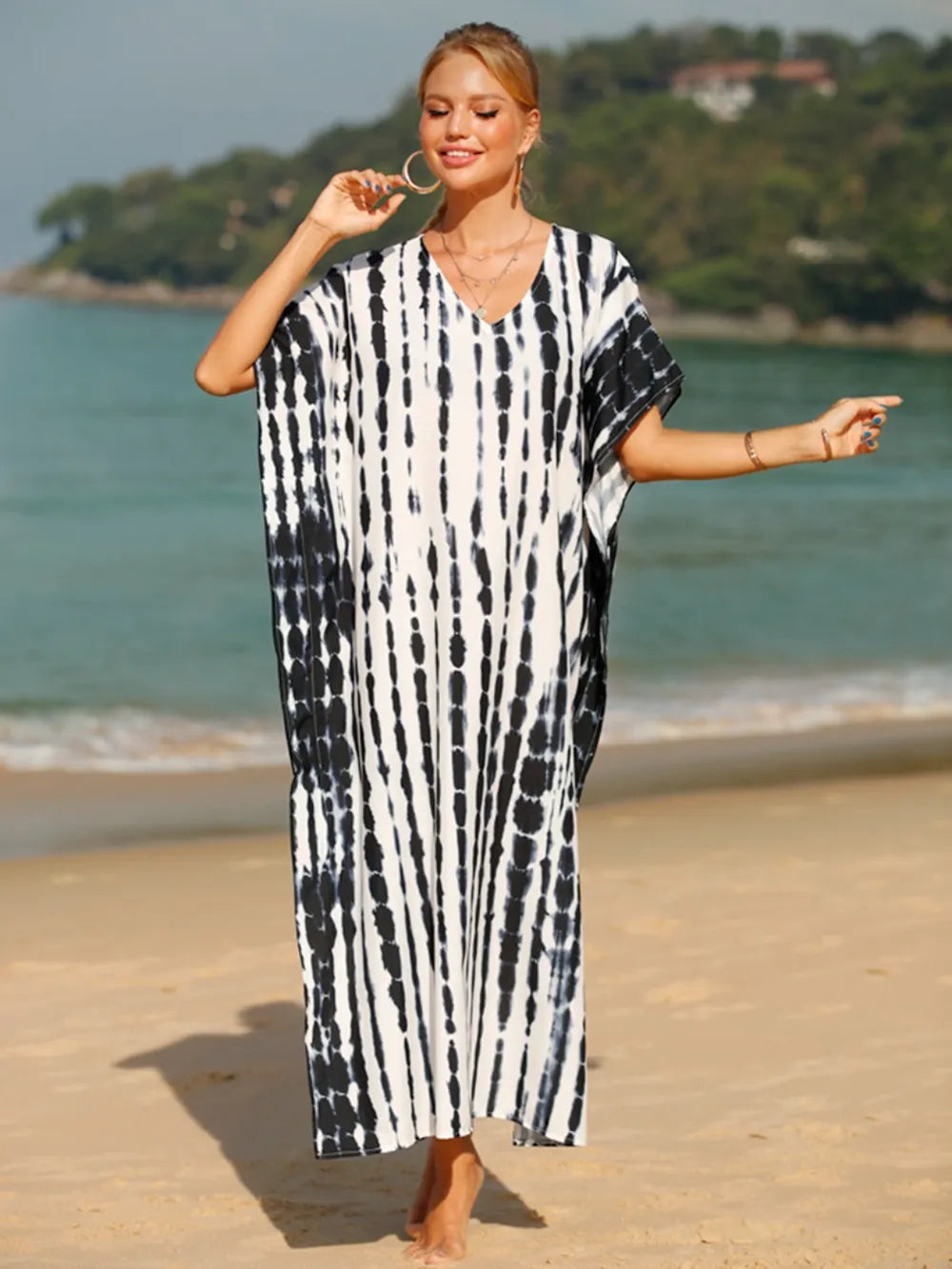New Knitted Serpentine Holiday Style Robe - E-Esther Clothing Store